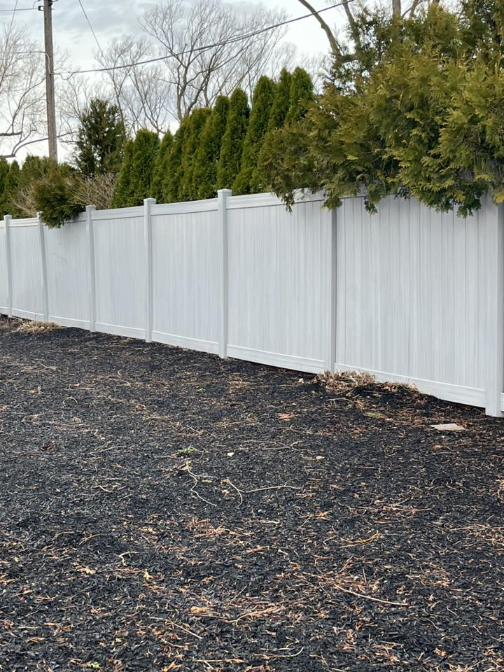 Image of driveway fence with